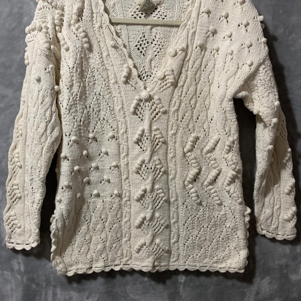 Vintage Yarnworks Sweater Womens Medium Ivory Handknit Cable Popcorn Chunky 90s - Picture 6 of 16